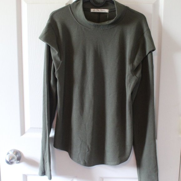 Fall Free People Waffle Knit Ruffle Shoulder - Picture 1 of 4